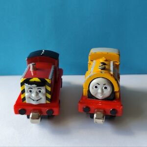 4/$50⭐️Thomas And Friends Engines SALTY(2009) & BILL(2003) Diecast Magnet